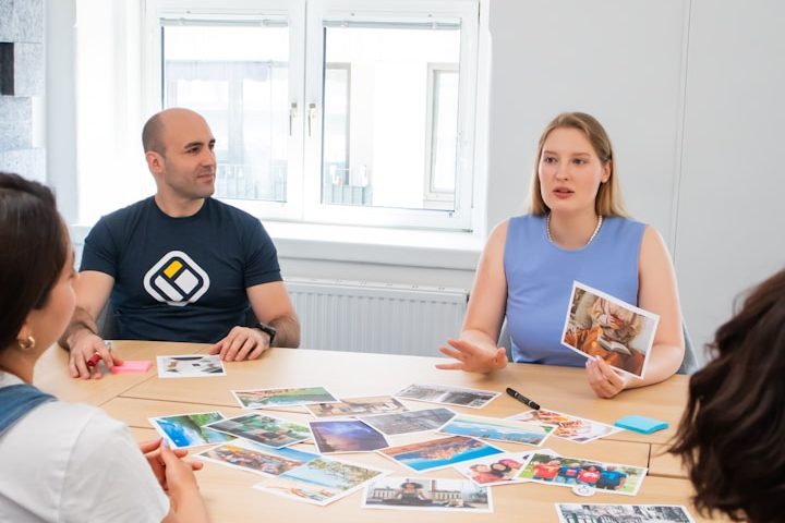 Ein Team in einer Workshopsituation